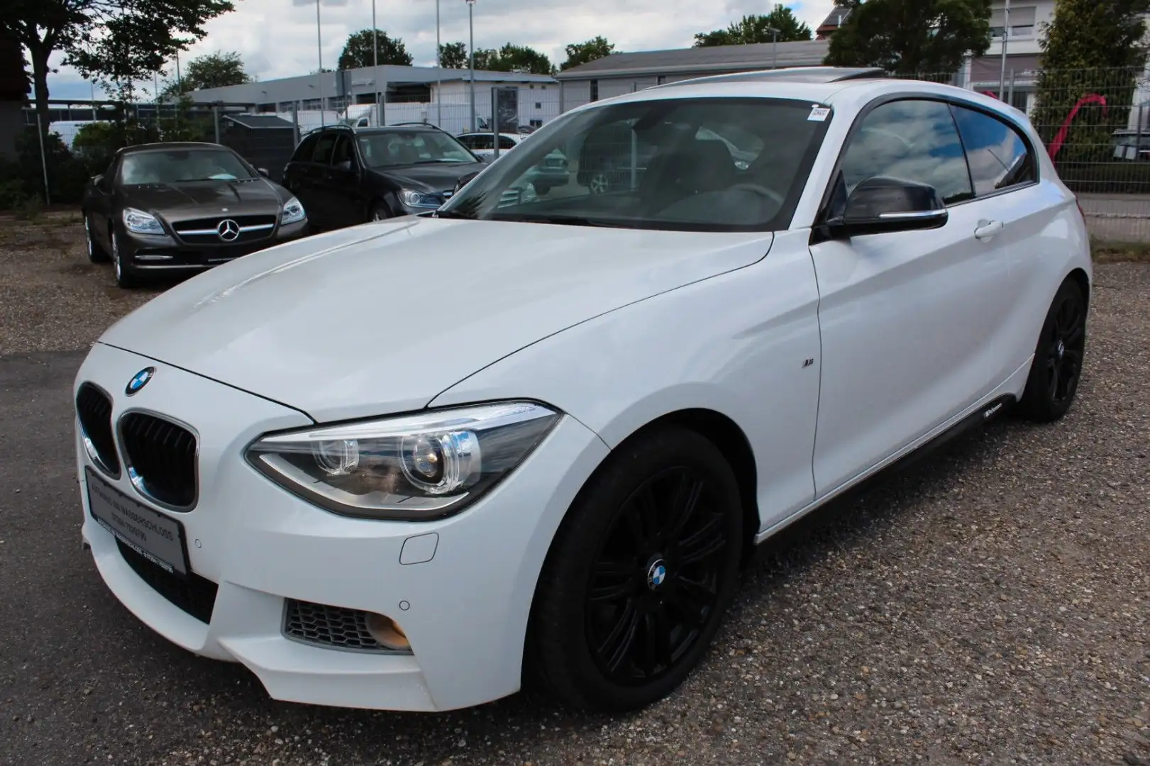 BMW 120 d"M SPORT"ADVANTADE*NAVI*M-Technic*M-Aerodyna Wit - 1