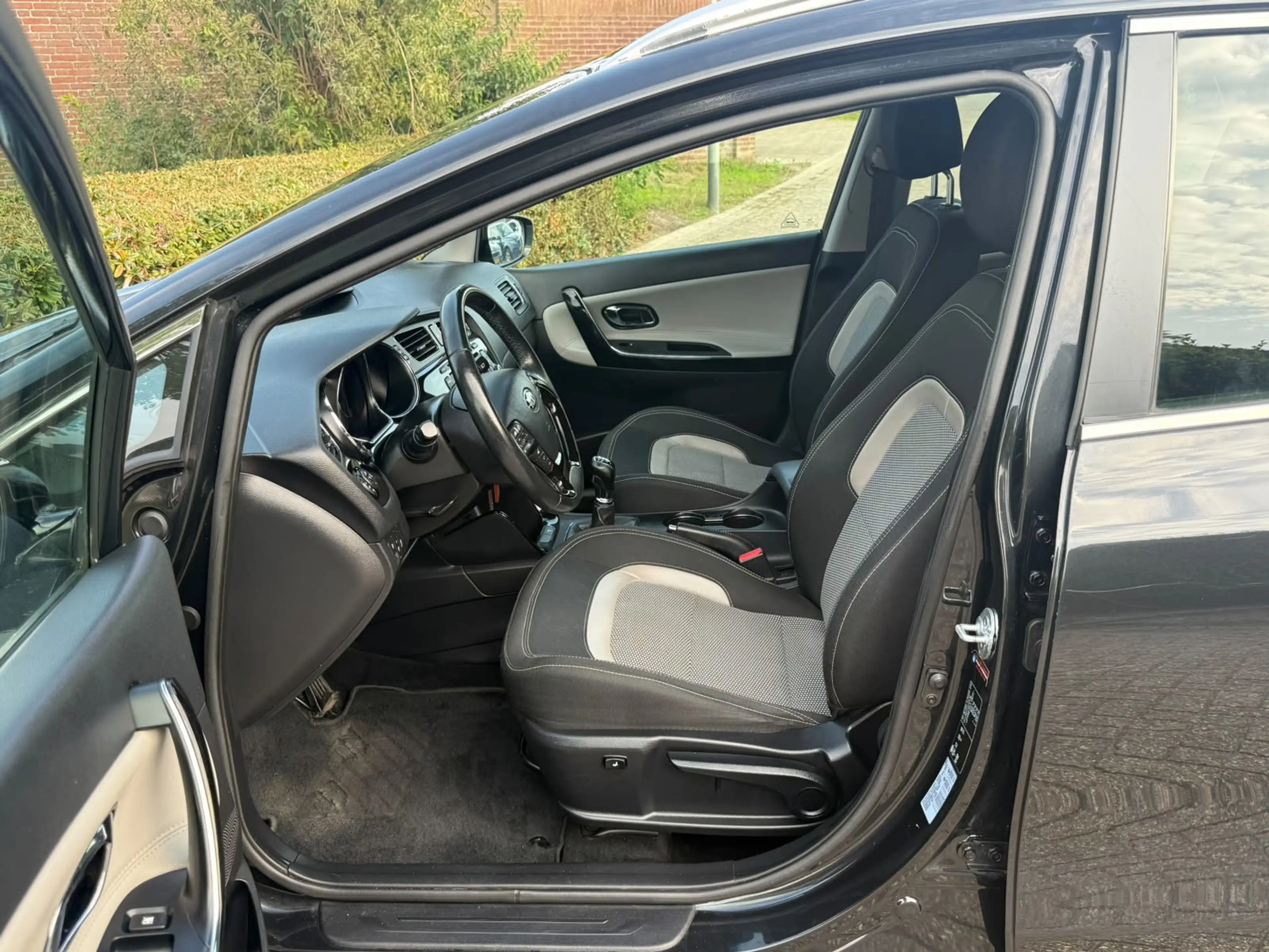 Kia Ceed SW / cee'd SW Sportswagon 1.6 GDI DynamicLine — photo 5