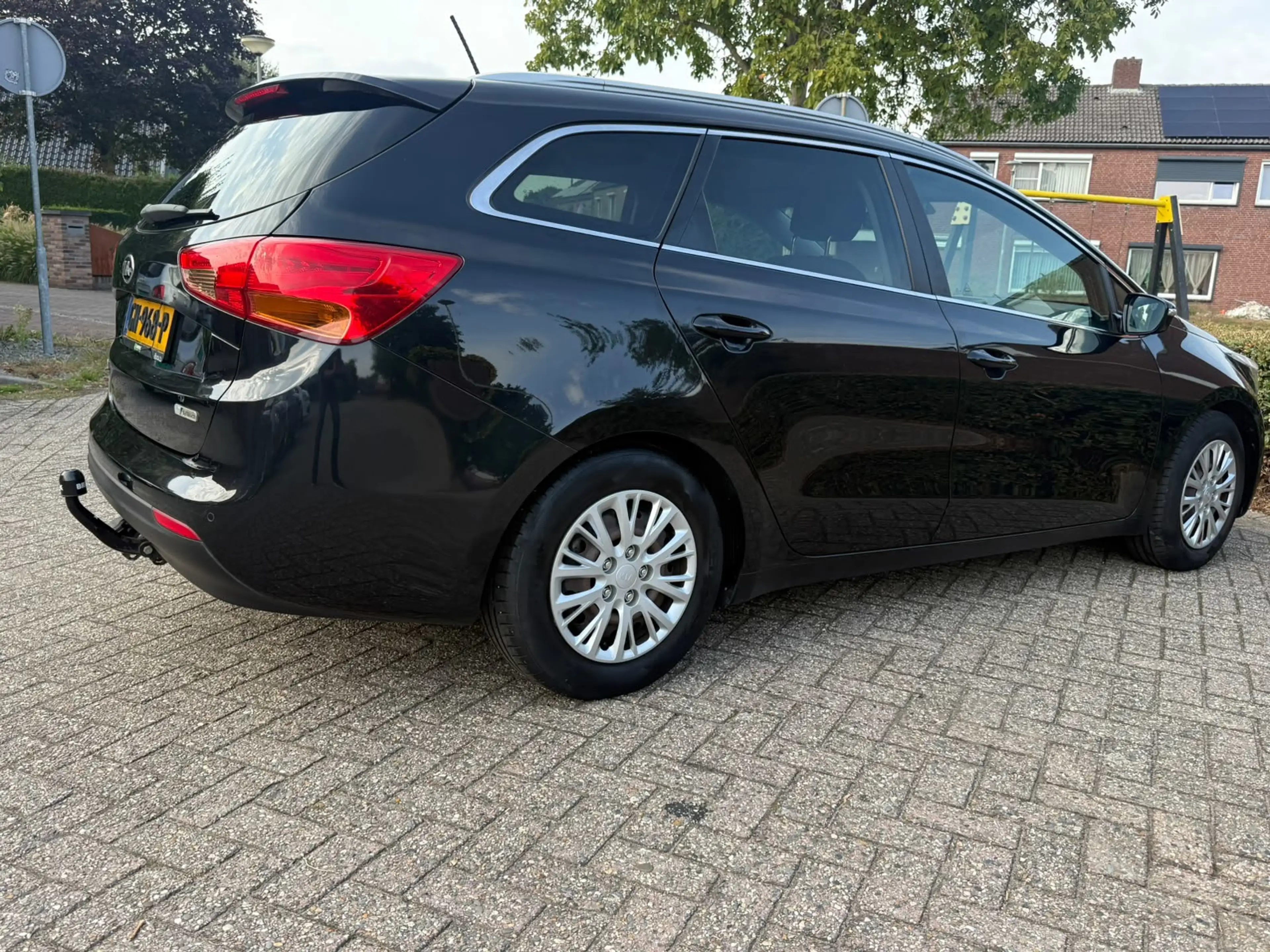Kia Ceed SW / cee'd SW Sportswagon 1.6 GDI DynamicLine — photo 4