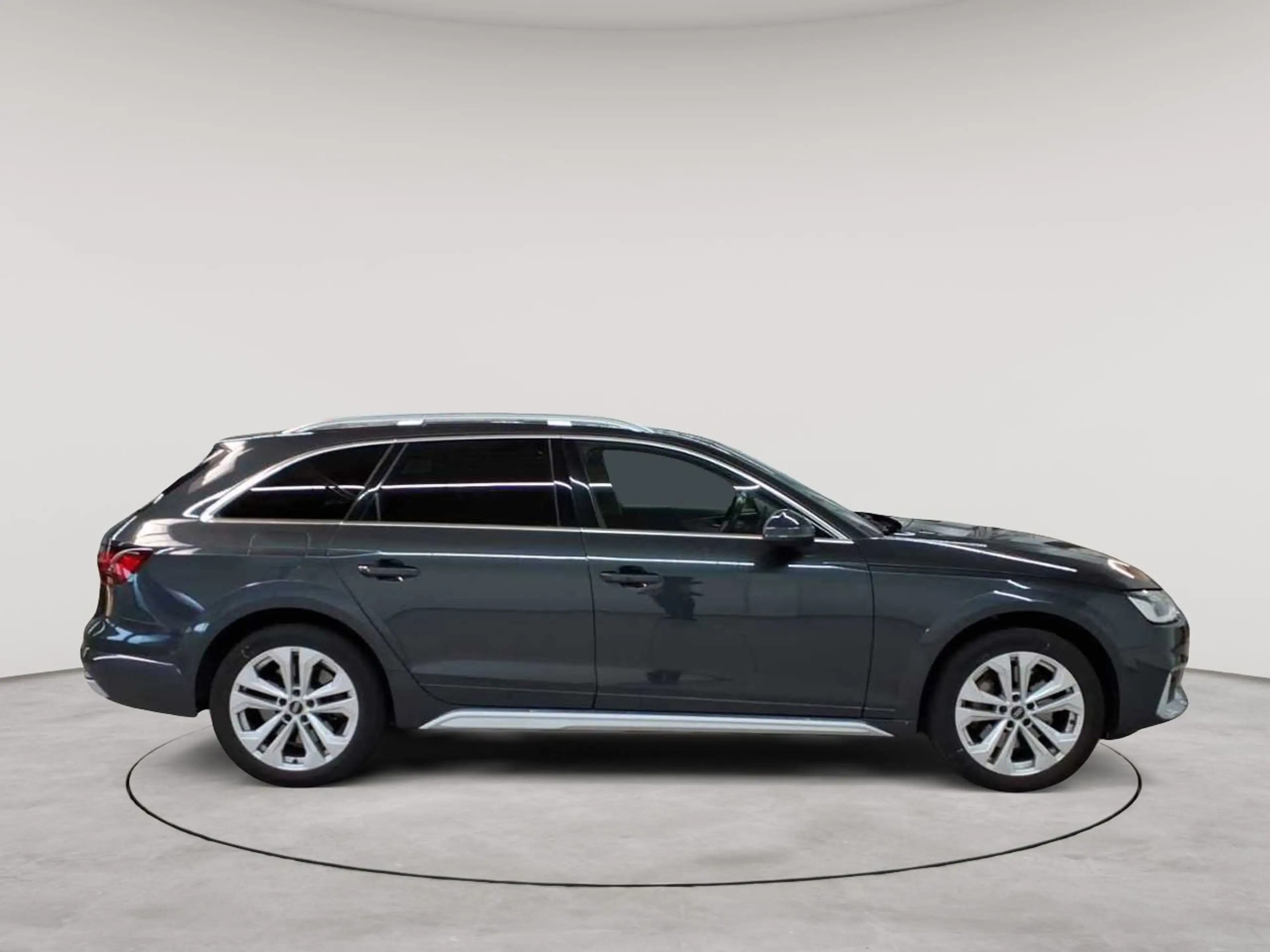 Audi A4 allroad A4 allroad quattro 45 TFSI S tronic AHK — photo 3
