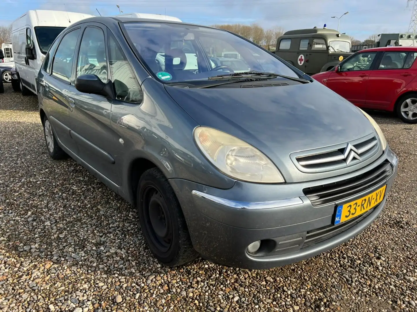Citroen Xsara Picasso Picasso** NWe APK ! 1.8i-16V Attraction Grau - 2
