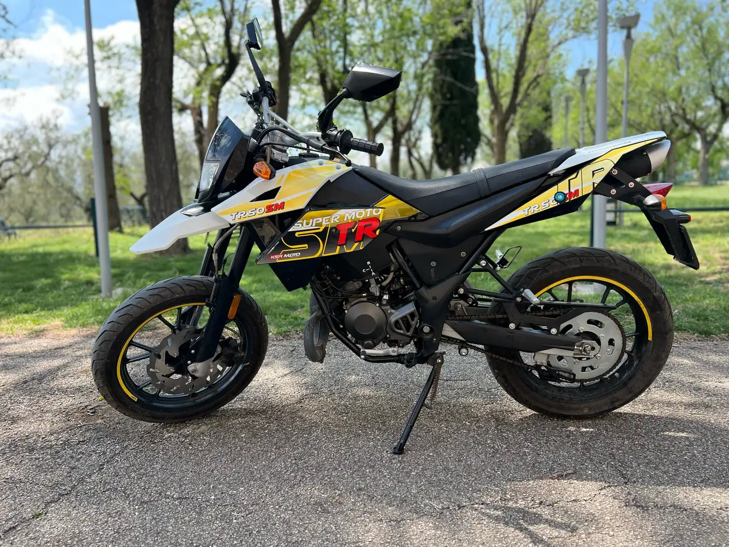 KSR Moto TR 50 2020 Yellow - 1