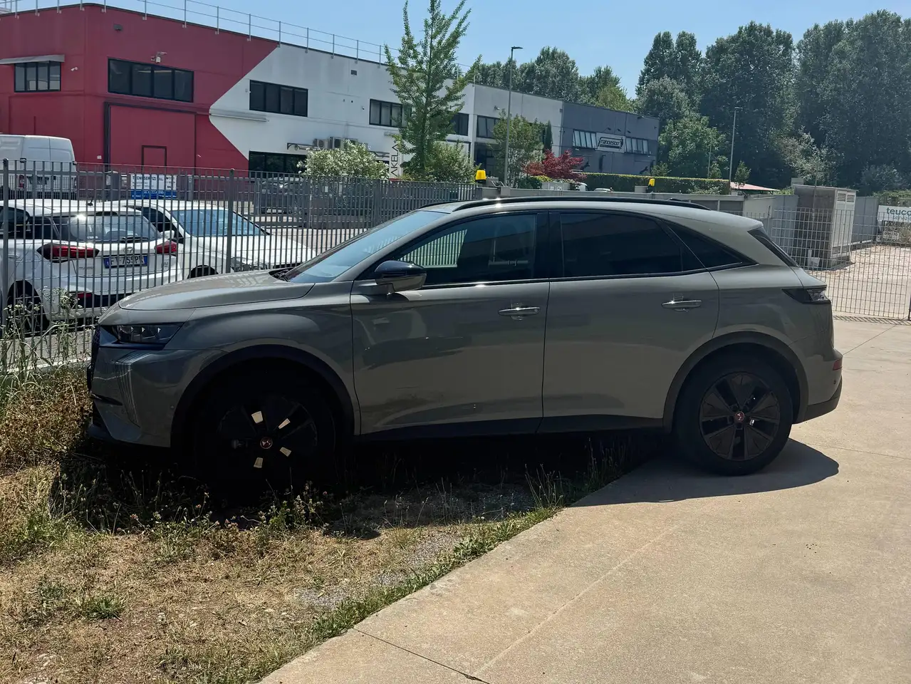 DS Automobiles DS 7 Crossback 2024
