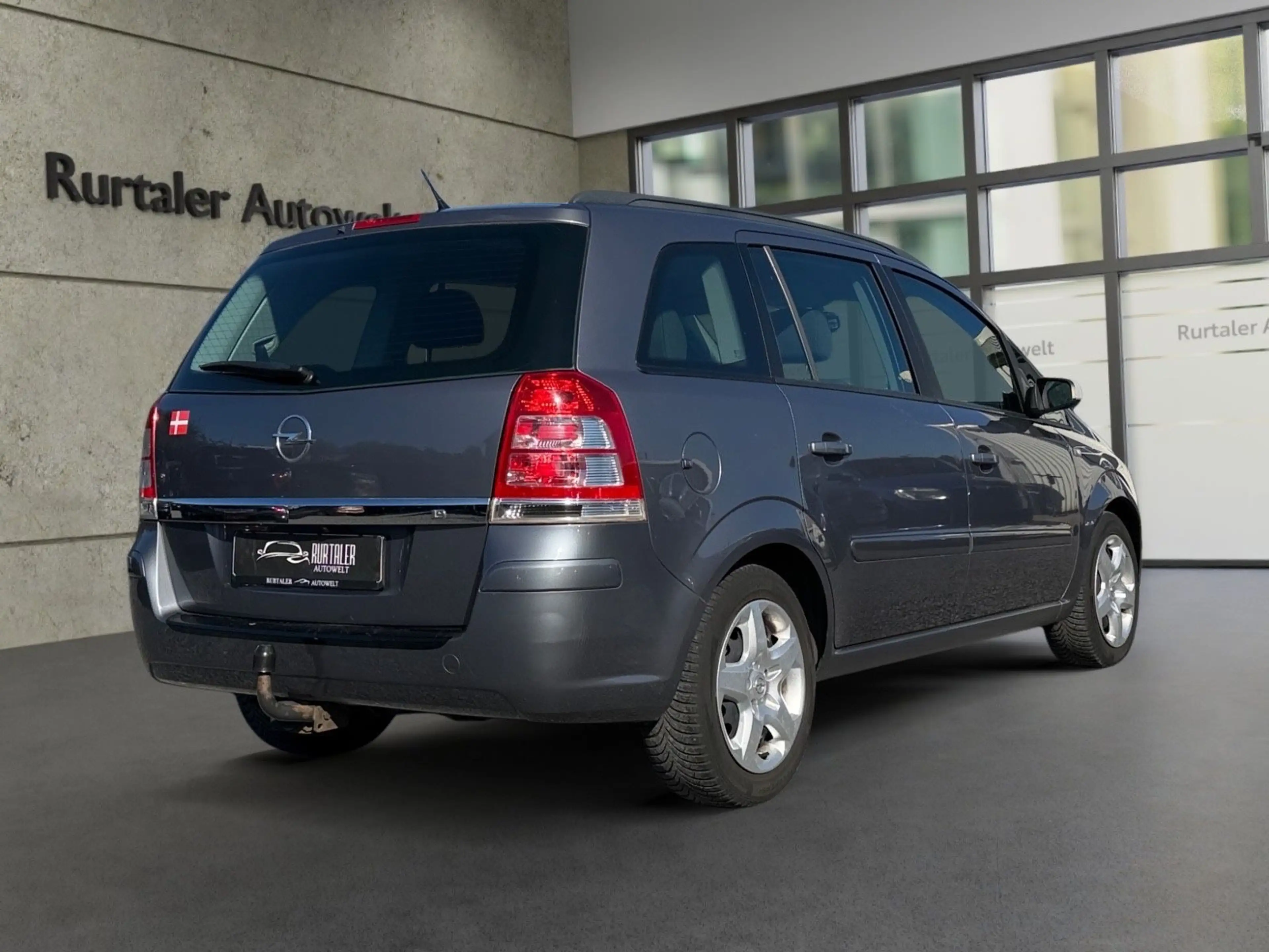 Opel Zafira B Basis *AUTOM.*KLIMA*7-SITZ.*SHZ*AHK*TÜV — photo 5