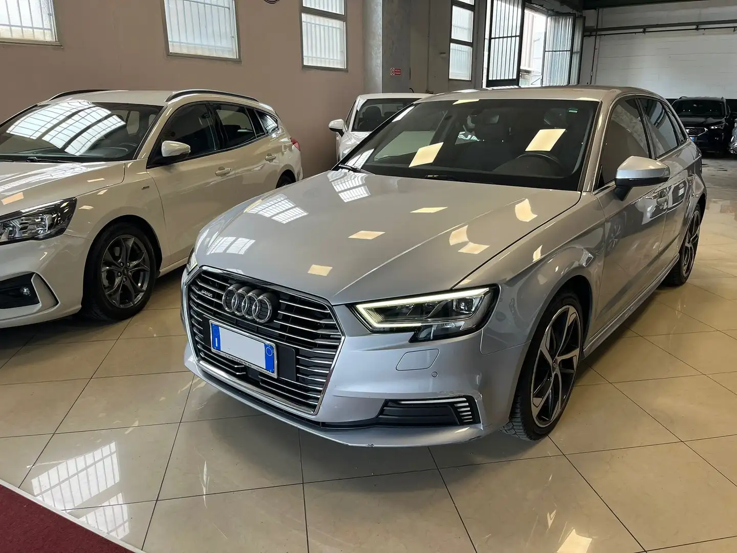 Audi A3 III 2016 Sportback 40 1.4 tfsi e-tron  s-tronic Argento - 1