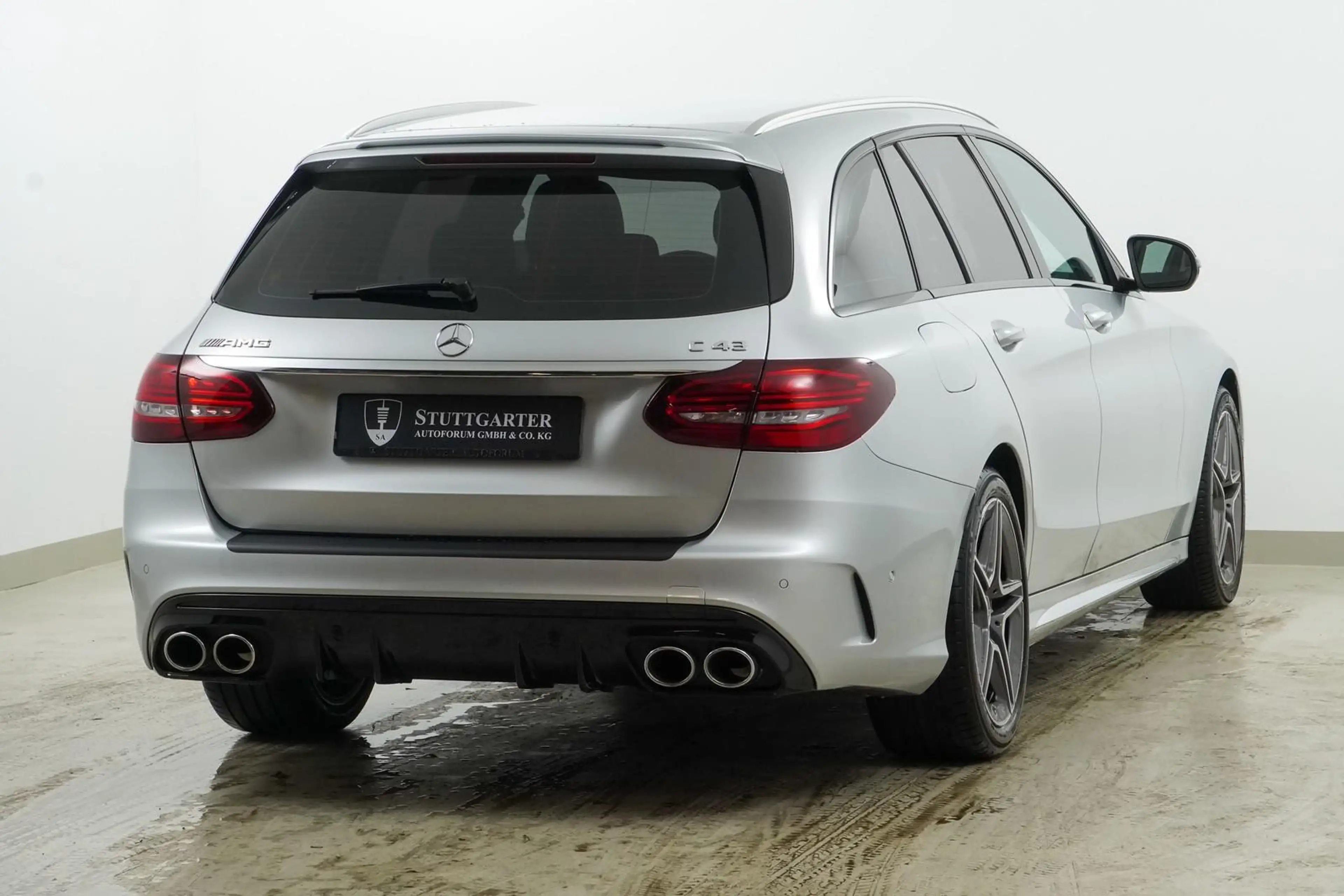 Mercedes-Benz C 43 AMG C 43 T AMG 4Matic Distronic Kamera virtual — photo 6
