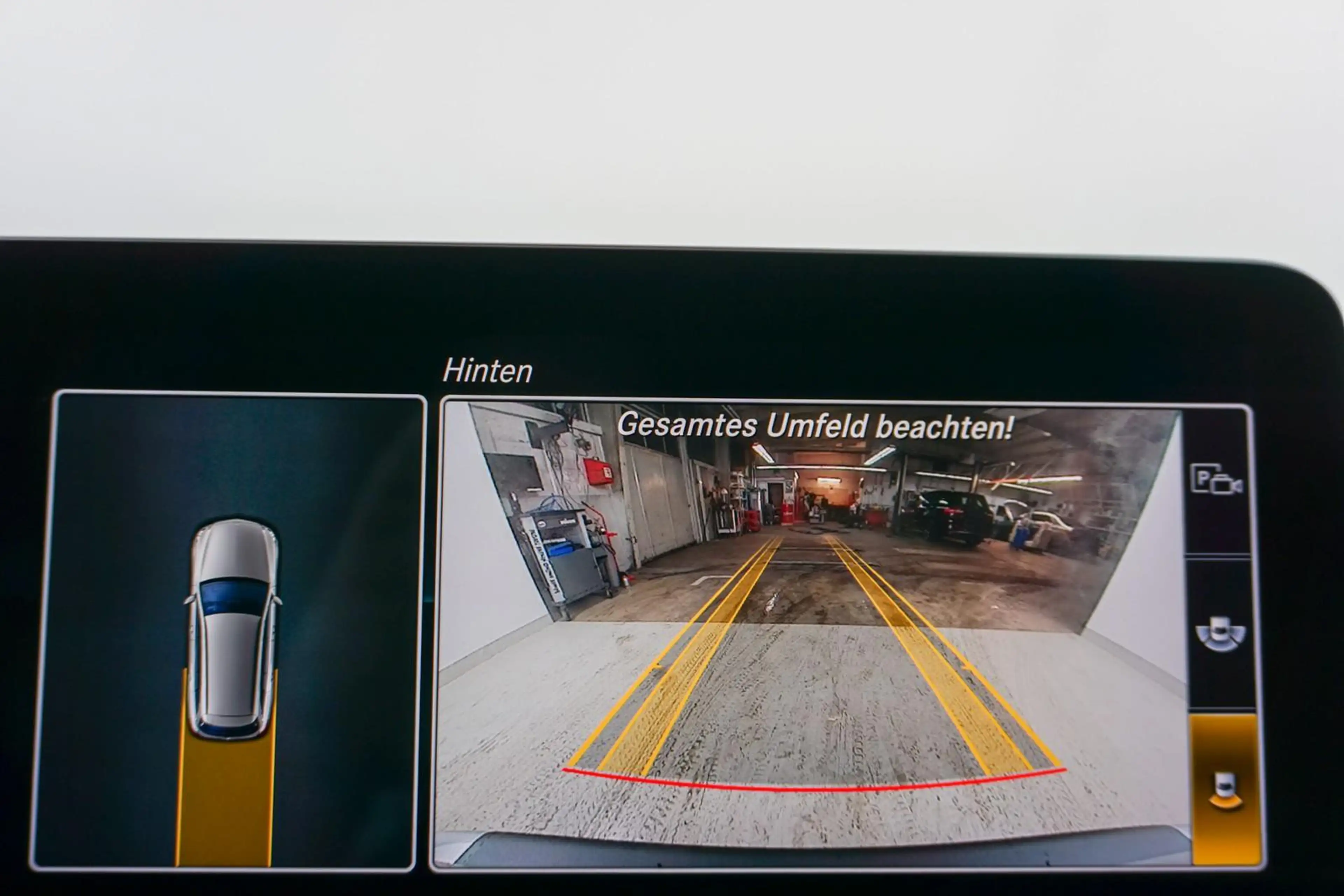 Mercedes-Benz C 43 AMG C 43 T AMG 4Matic Distronic Kamera virtual — photo 13