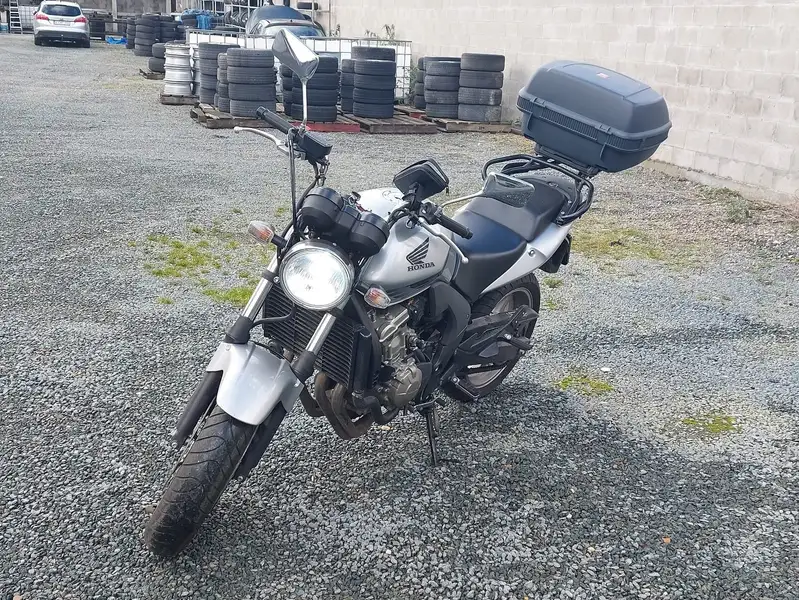 Honda CBF 600 - foto 4