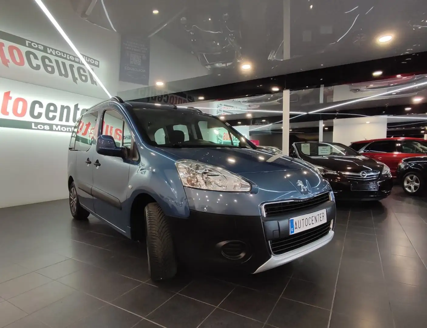 Peugeot Partner Tepee Access 100cv gasolina Azul - 2