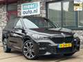 BMW X1 20i High Exec. M-SPORT VOL! PANO l HUD l TREKHAAK Noir - thumbnail 1