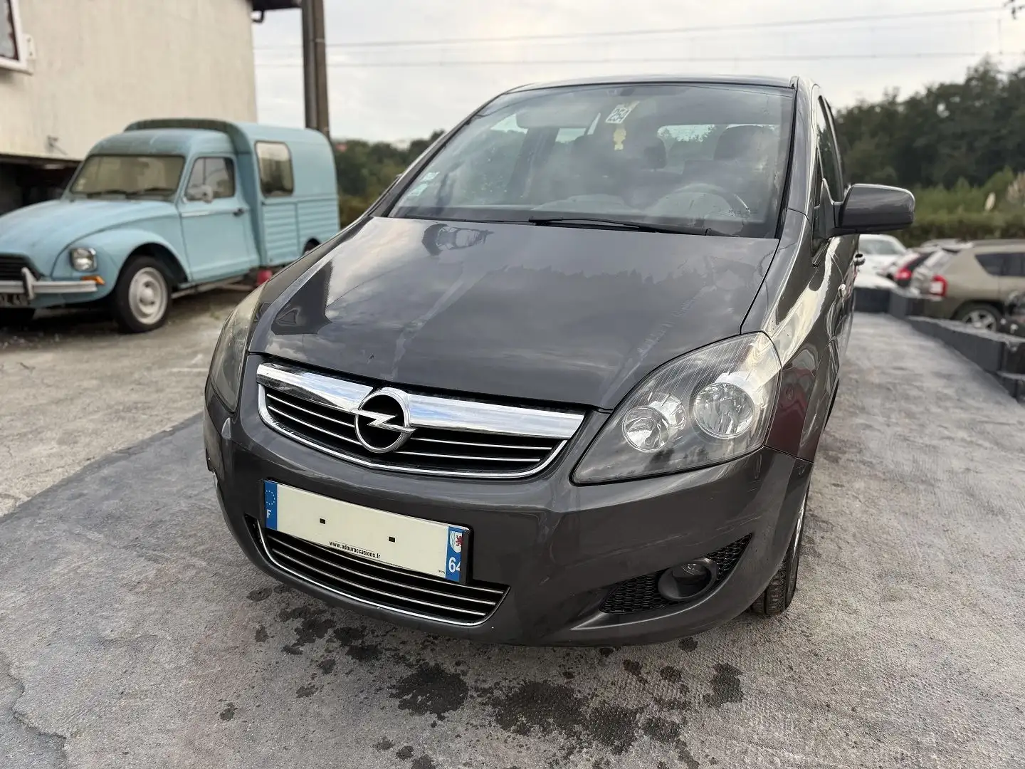 Opel Zafira 1.7 CDTI110 FAP COSMO PACK Gris - 2