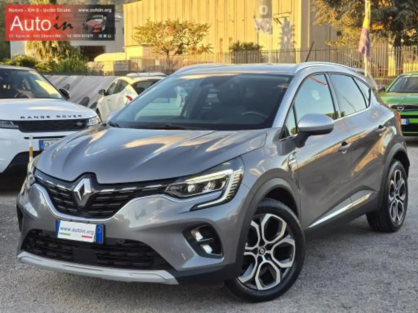 Renault Captur 1.0 GPL Tce Intens 100cv (Gpl casa madre) Grigio - 1