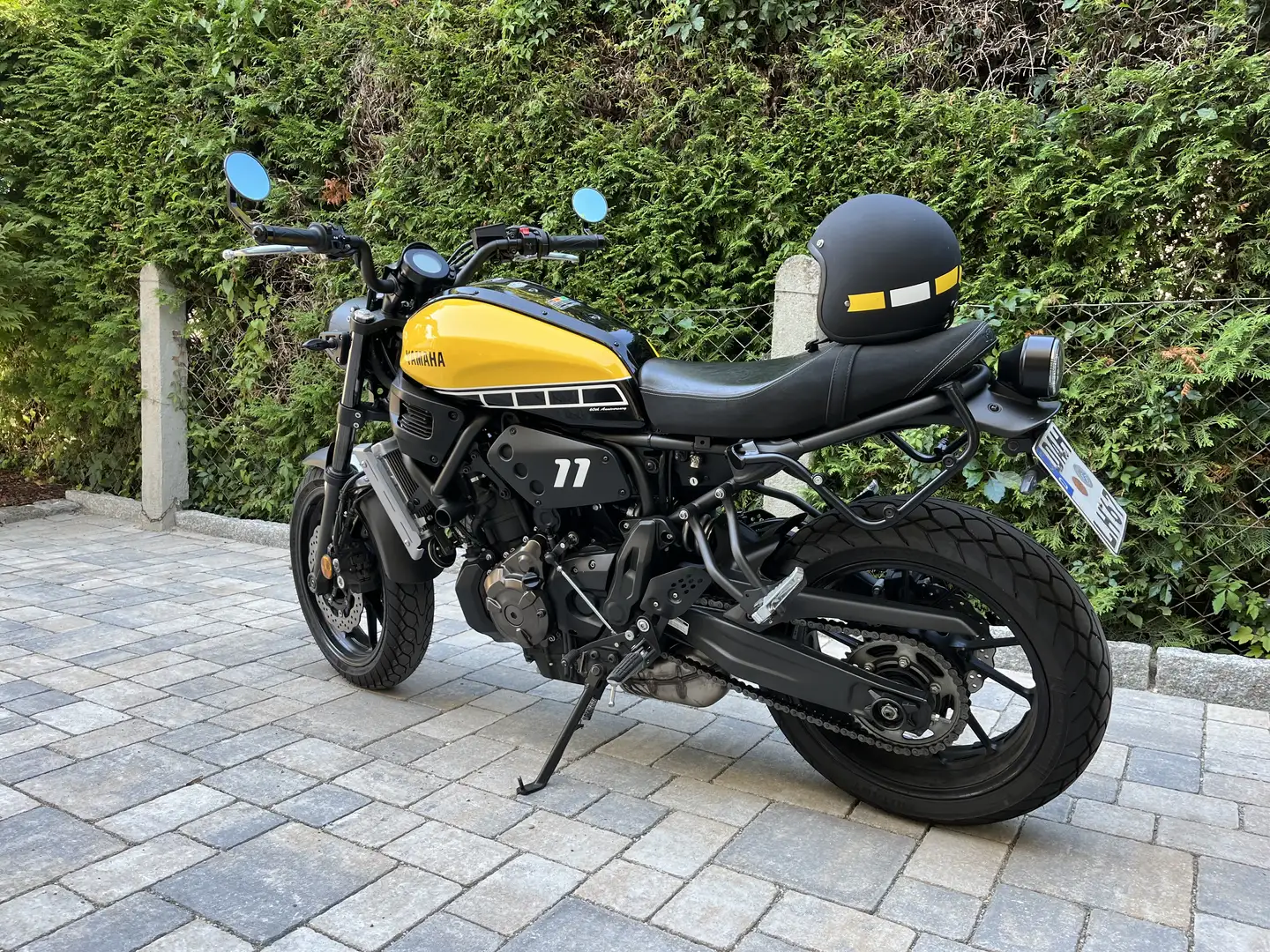 Yamaha XSR 700 Sondermodell 60th Anniversary, Top Zustand Žlutá - 2