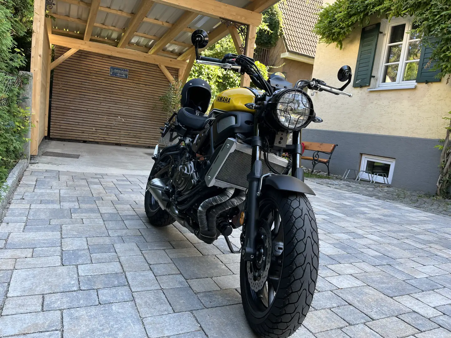 Yamaha XSR 700 Sondermodell 60th Anniversary, Top Zustand Žlutá - 1