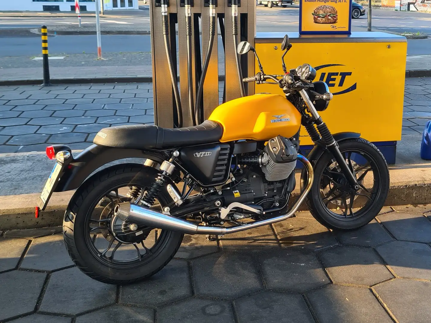 Moto Guzzi V 7 V7 II Stone Galben - 2