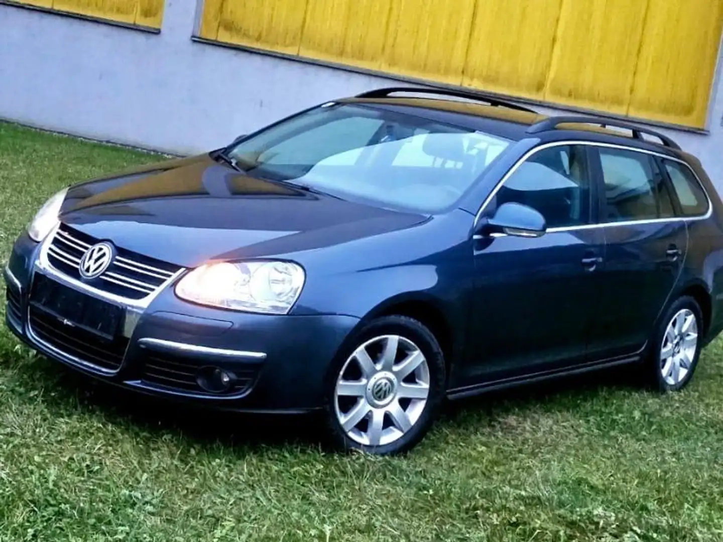 Volkswagen Golf Variant Golf Variant Trendline 1,9 TDI DPF Trendline - 1