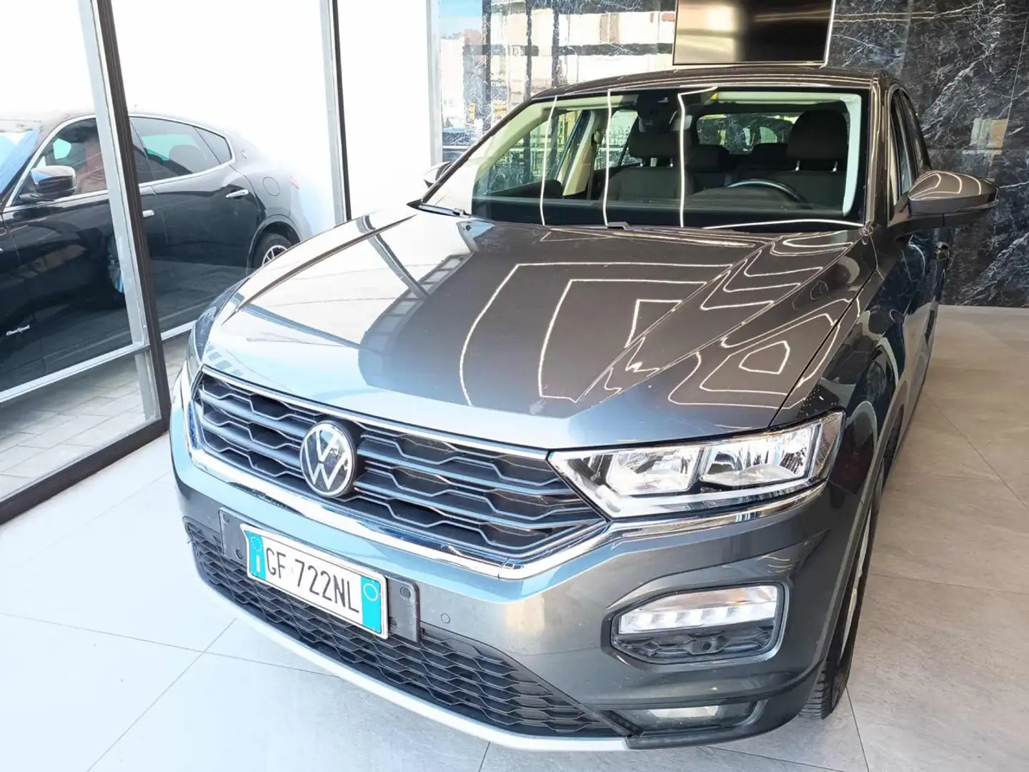 Volkswagen T-Roc 2.0 TDI SCR 150 CV Style BlueMotion Technology Grigio - 2