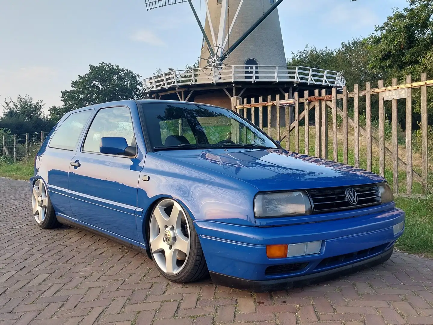 Volkswagen Golf 2.3 5 cilinder Blu/Azzurro - 2