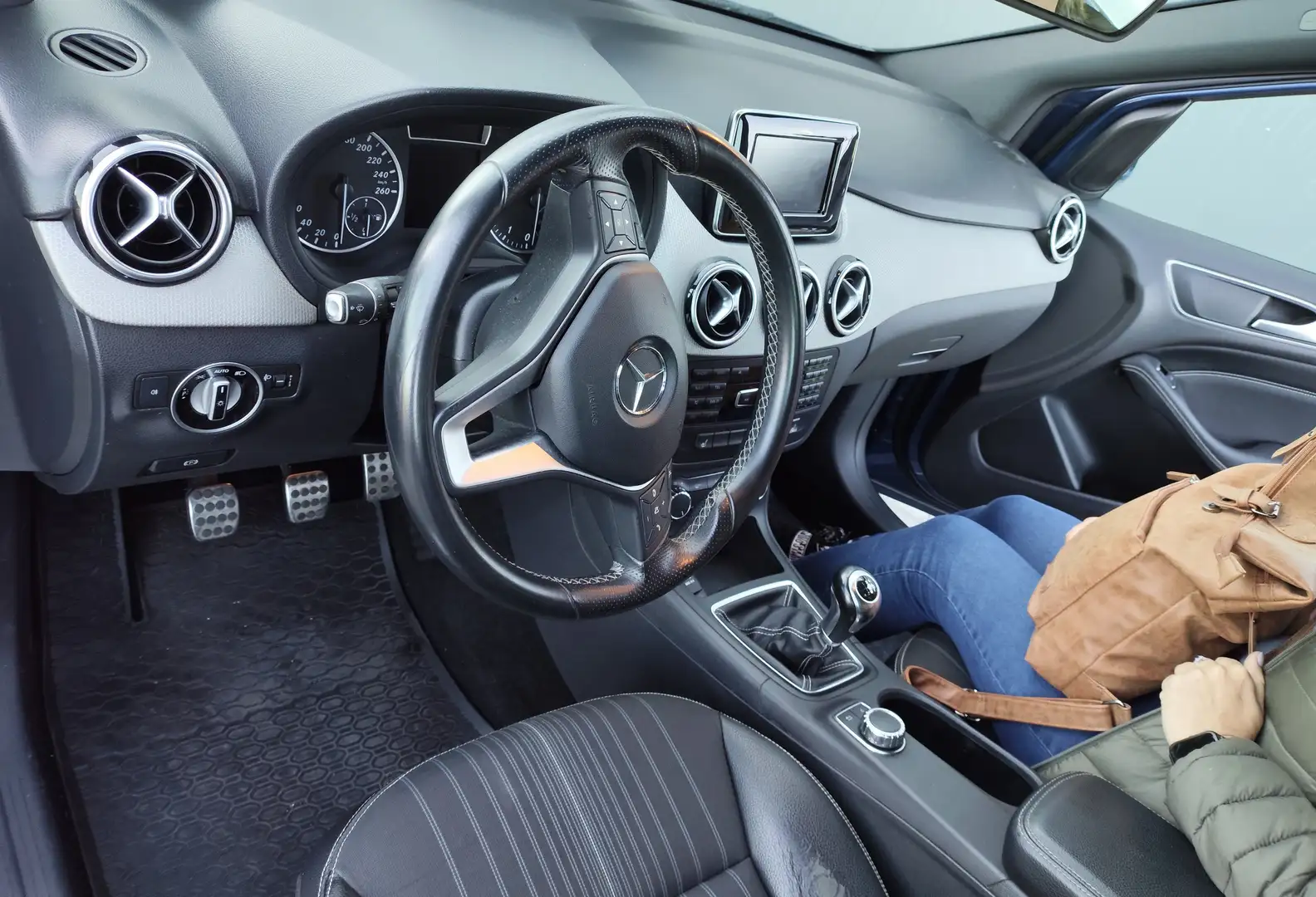 Mercedes-Benz B 200 B 200 be Premium Blu/Azzurro - 2