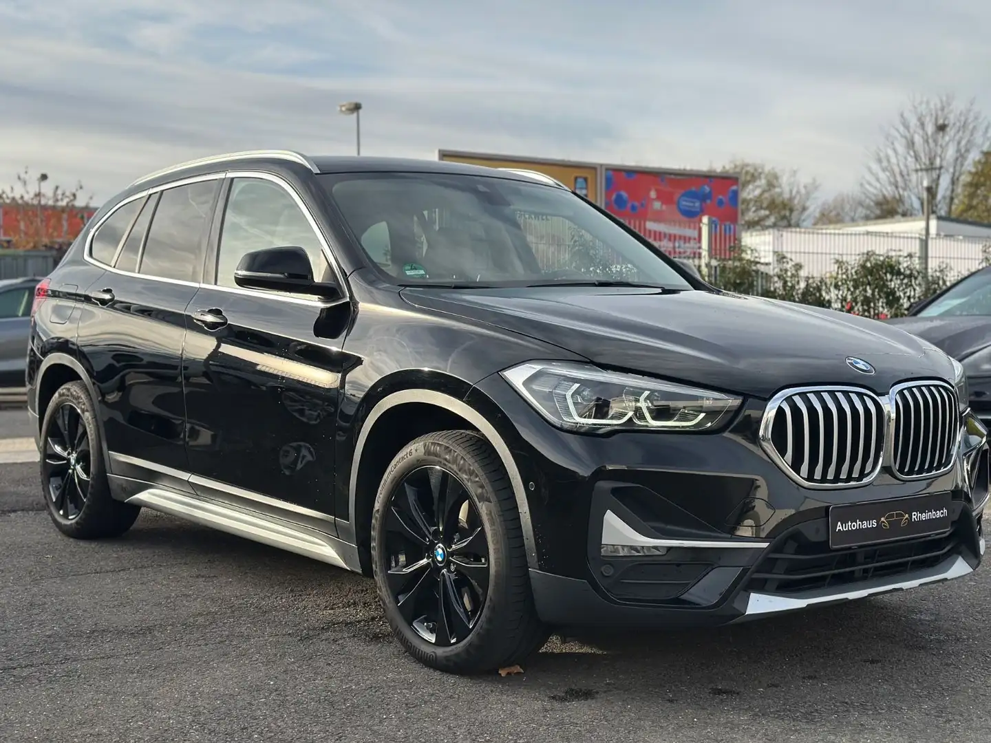 BMW X1 BMW X1 xDrive 25 d xLine, Scheckheft BMW Negro - 1