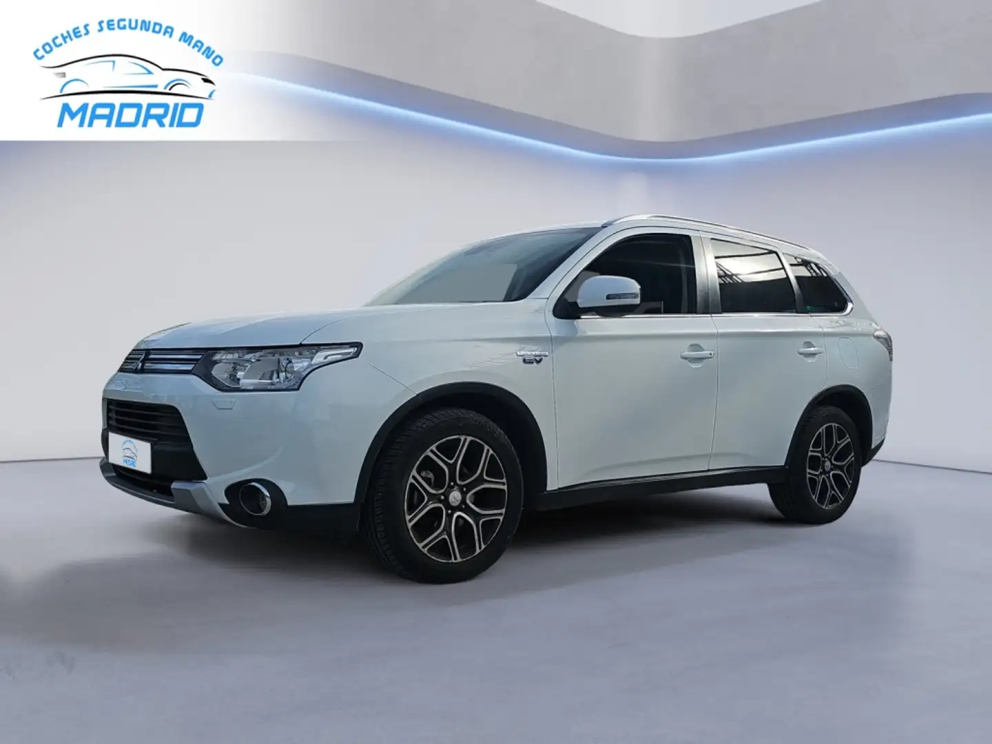 Mitsubishi Outlander PHEV Kaiteki Blanc - 1