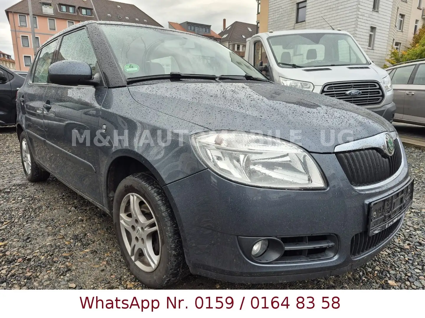 Skoda Fabia Ambiente . 1,2 Ltr HTP Gris - 1