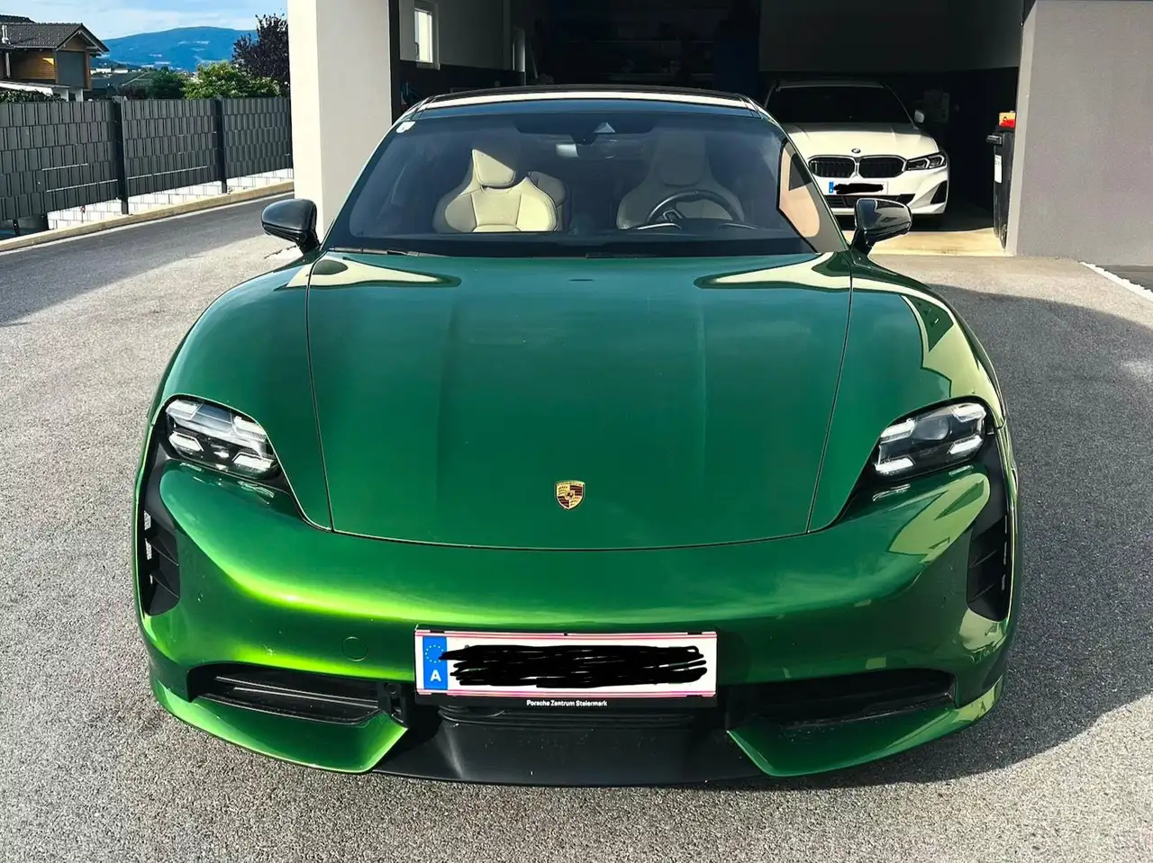 Porsche Taycan