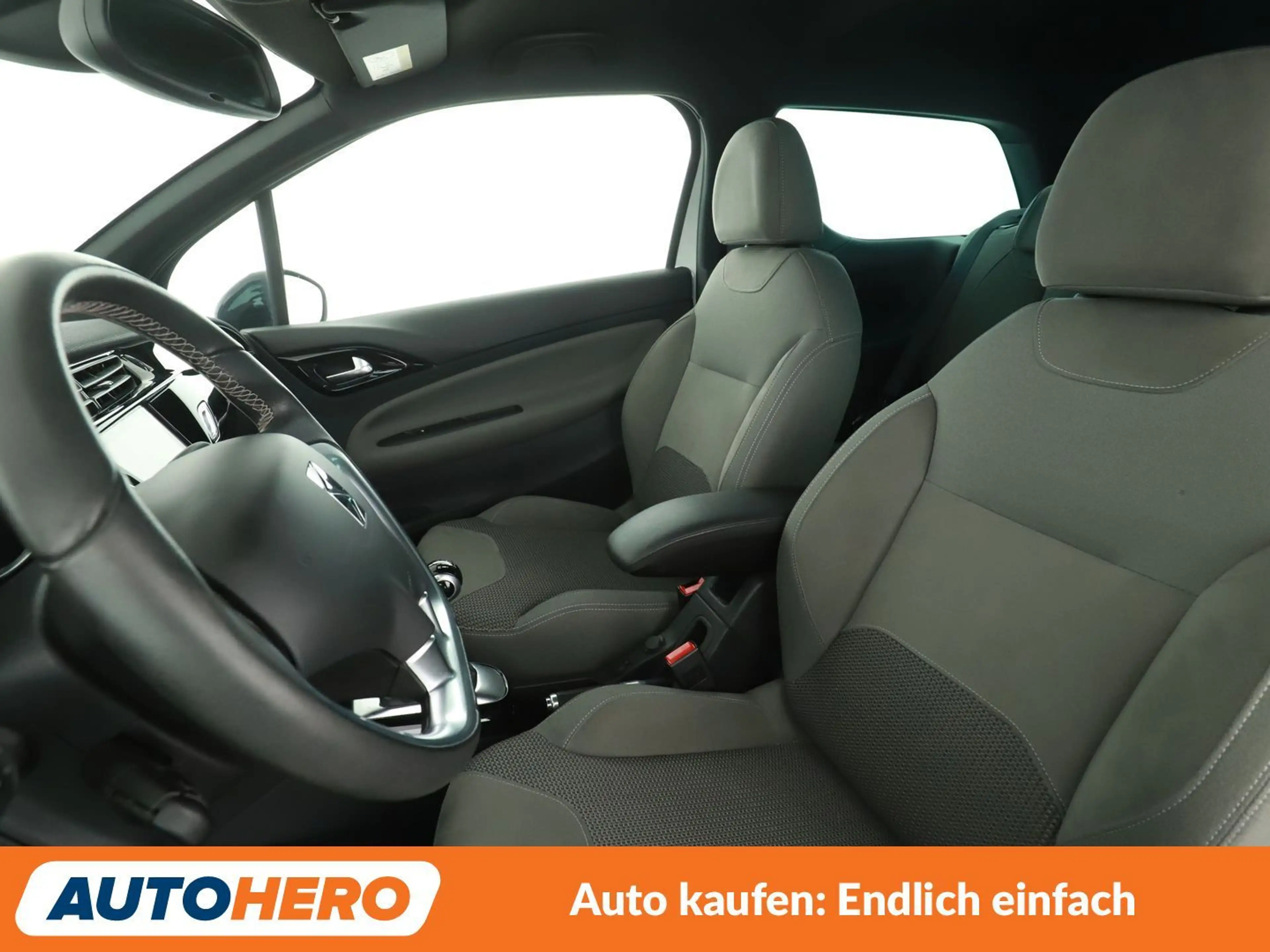 DS Automobiles DS 3 1.2 PureTech SportChic *NAVI*LED*CAM*ALU*TEMPO* — photo 10