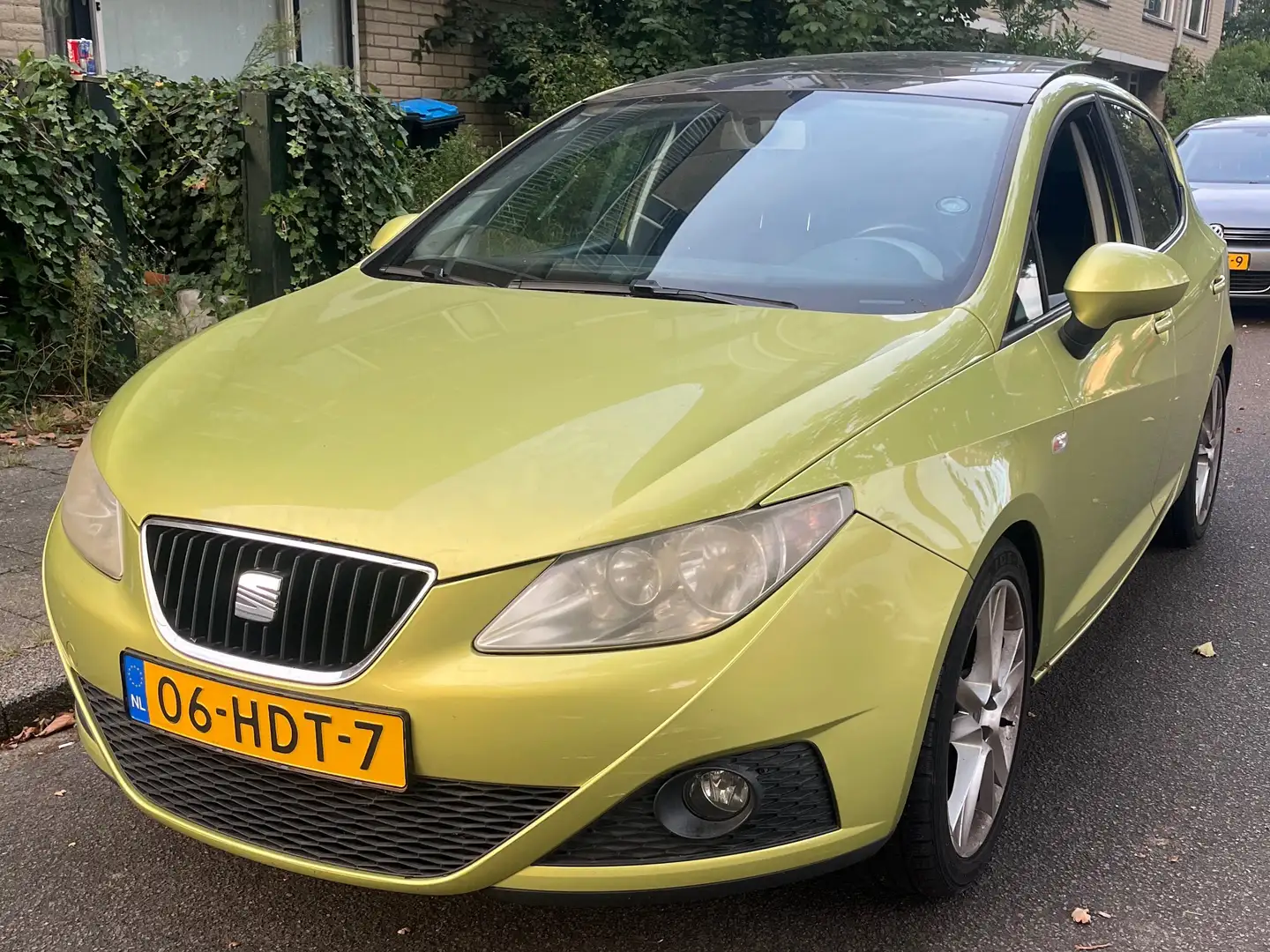 SEAT Ibiza Ibiza 1.6 Sport-up panoramadak Jaune - 1