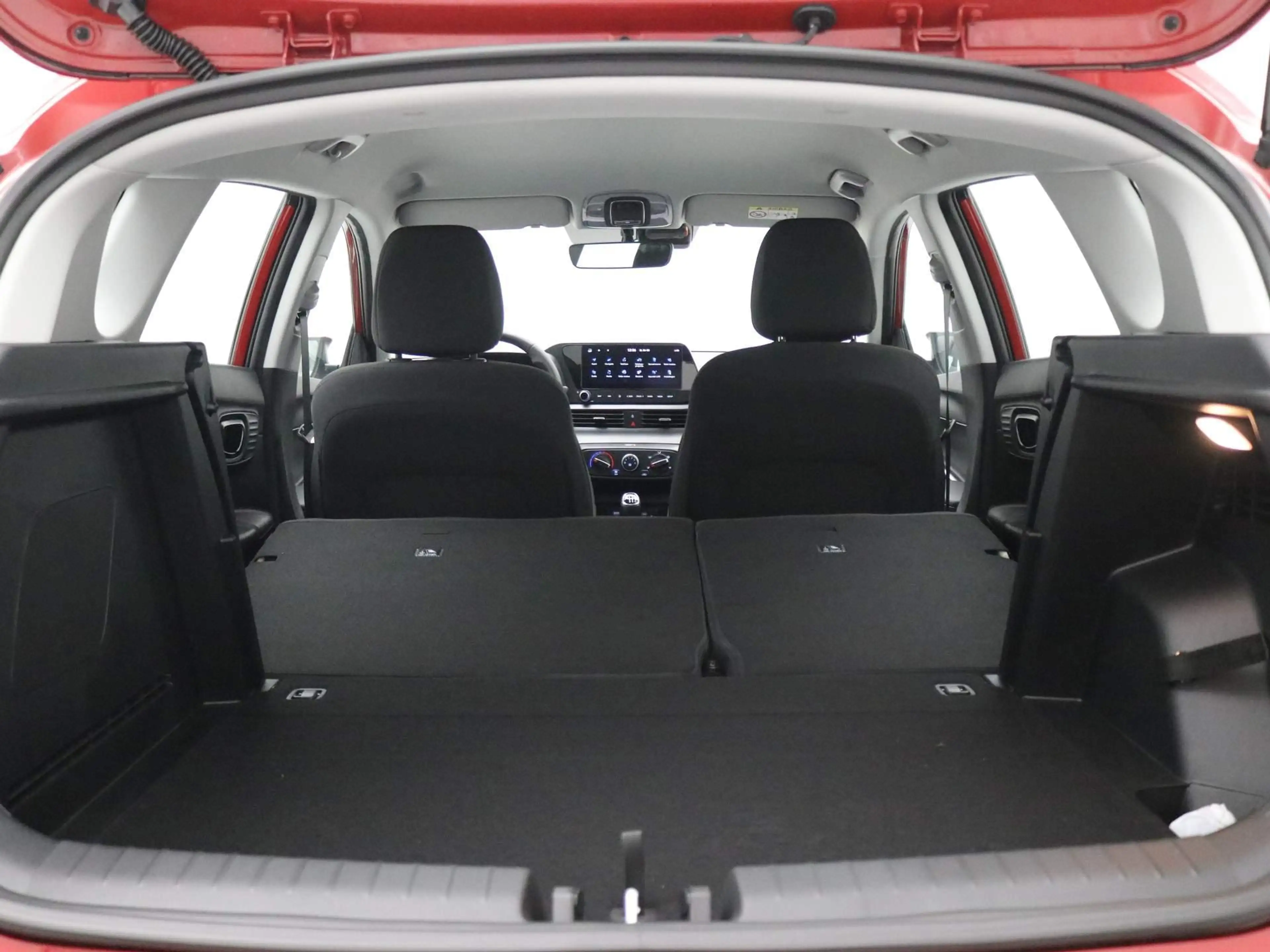 Hyundai BAYON 1.0 T-GDI Comfort / Navigatie / Achteruitrijcamera — photo 29