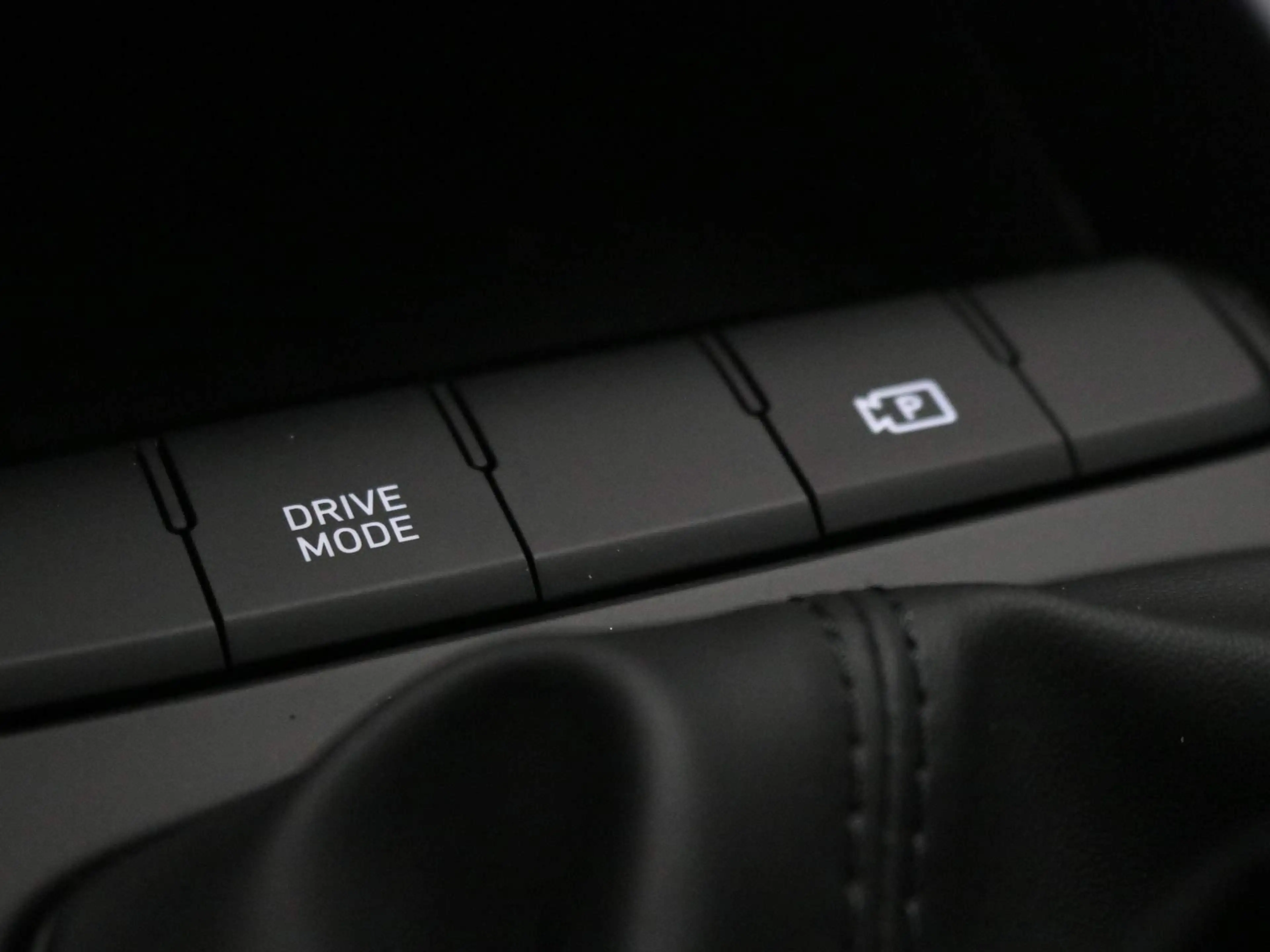 Hyundai BAYON 1.0 T-GDI Comfort / Navigatie / Achteruitrijcamera — photo 41