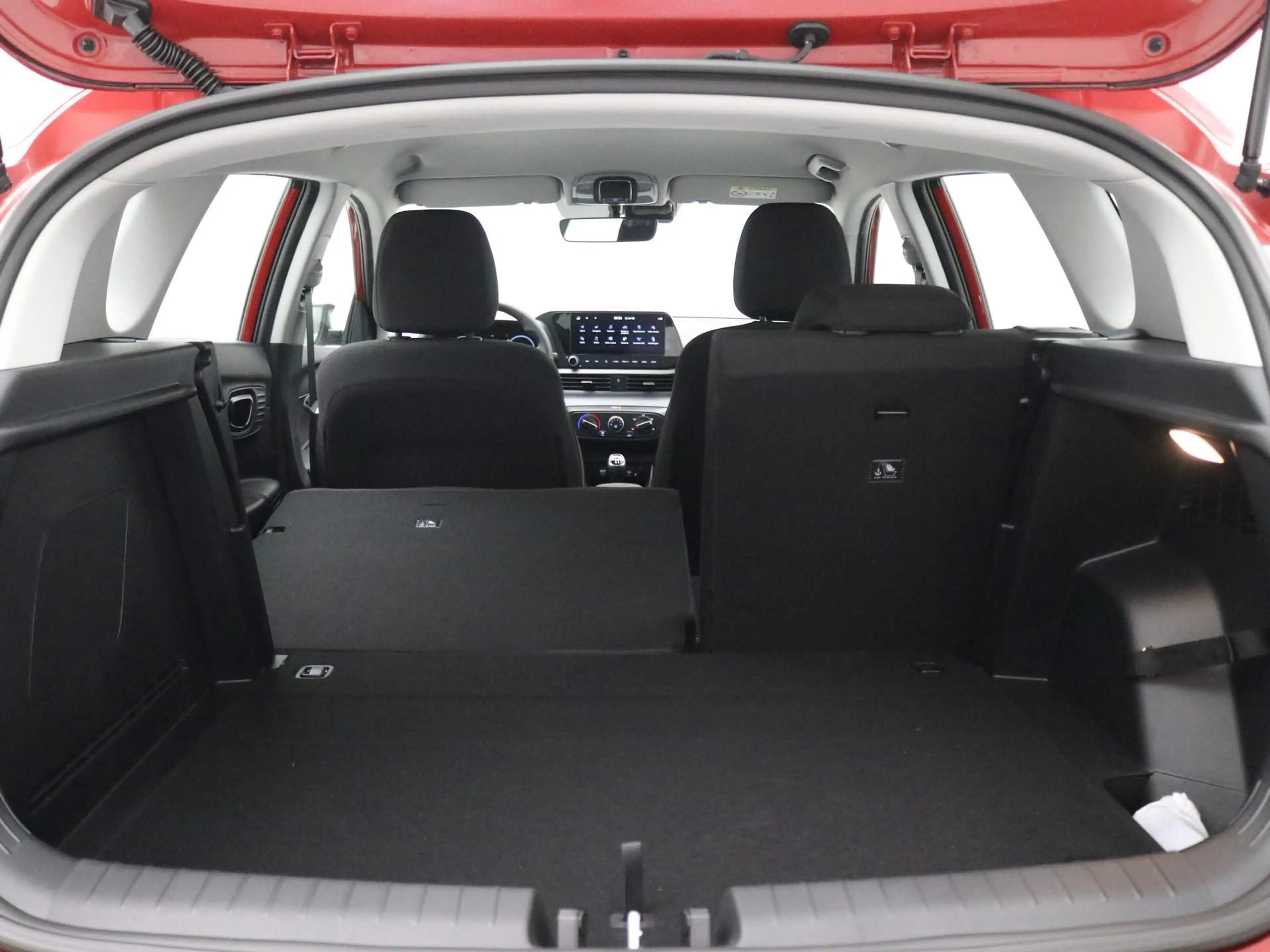 Hyundai BAYON 1.0 T-GDI Comfort / Navigatie / Achteruitrijcamera — photo 28