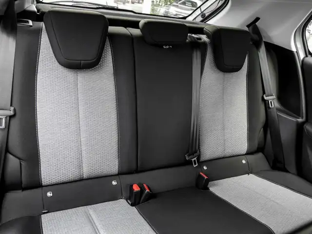 Opel Corsa view 5