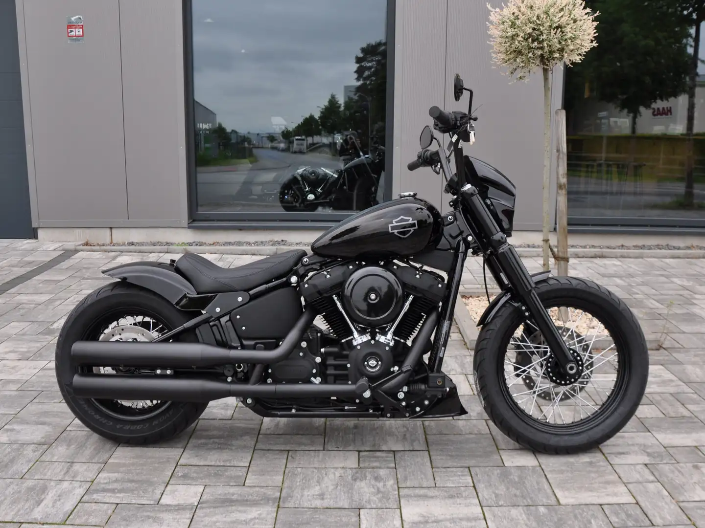Harley-Davidson Softail FXST Softail Standart Чорний - 1