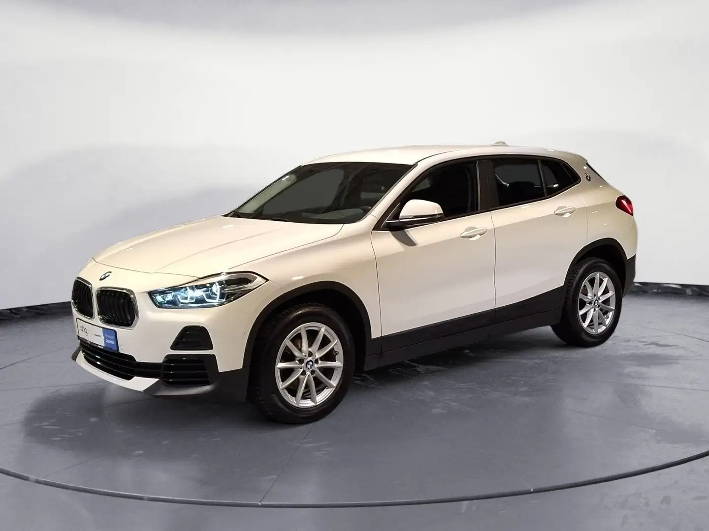 BMW X2 sDrive18i Navi Klima Sitzheizung Wit - 2