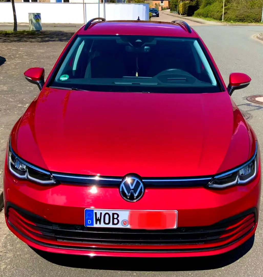 Volkswagen Golf Variant Golf VIII Variant 1.0 eTSI OPF DSG Life Rot - 1