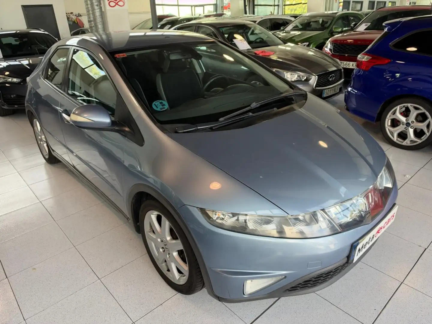 Honda Civic 1.8 i-VTEC Sport Gris - 2