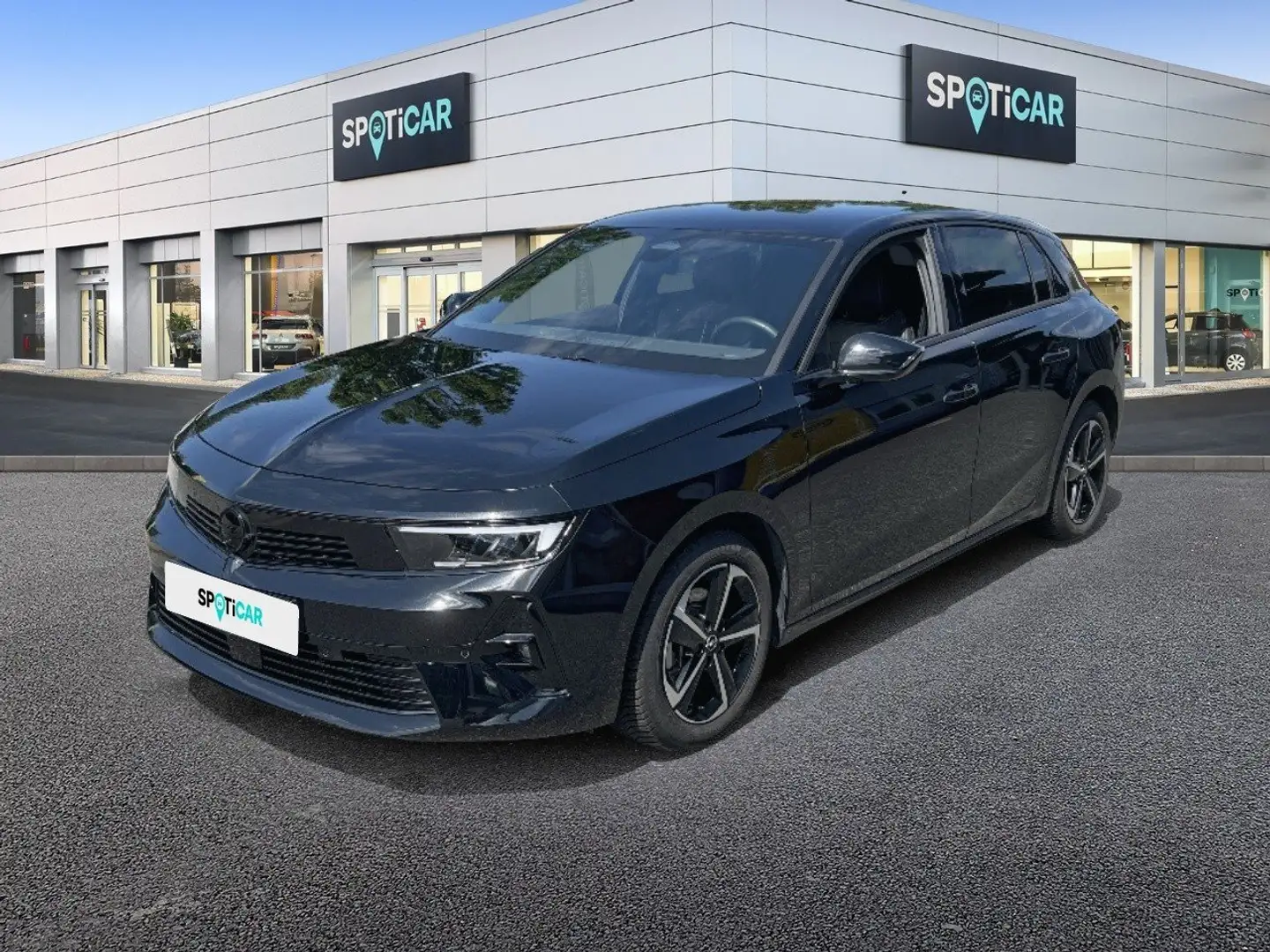 Opel Astra 1.2 Turbo Automatik GS Zwart - 1