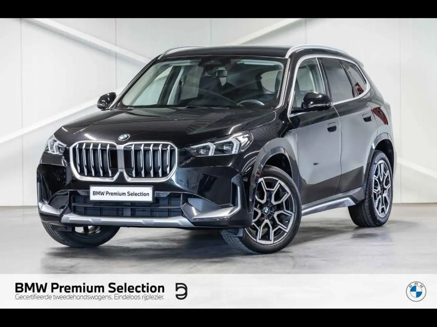 BMW X1 sDrive18iA xLine | TOWB | CAME Zwart - 1