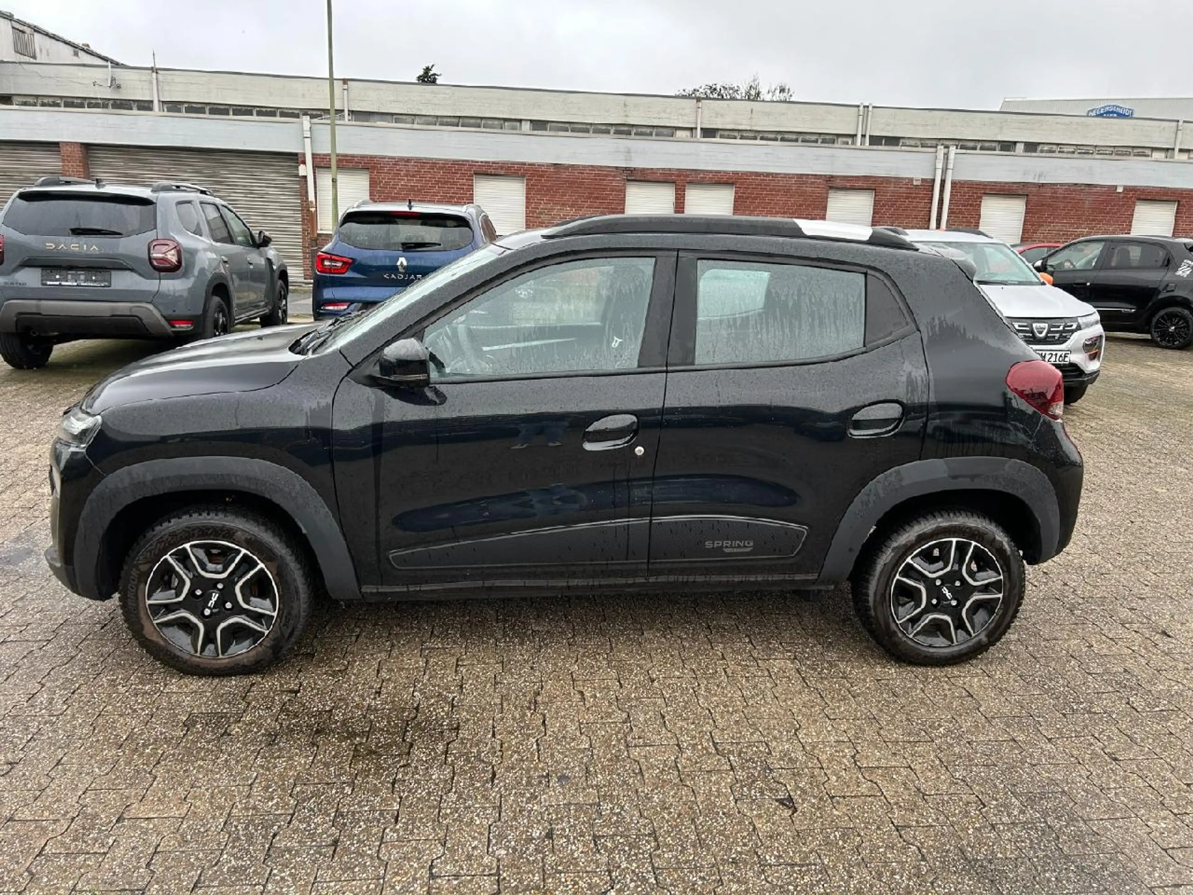 Dacia Spring Essential*Klima*Navi*DAB*Kamera*Teilleder — photo 2