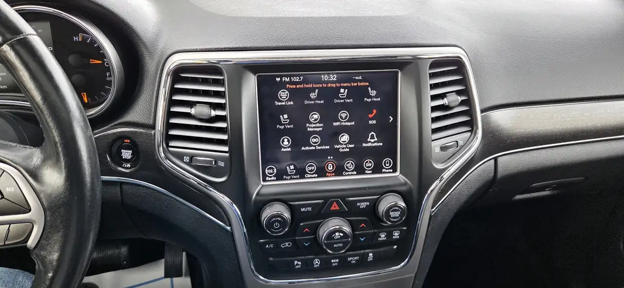 Jeep Grand Cherokee снимка Jeep Grand Cherokee