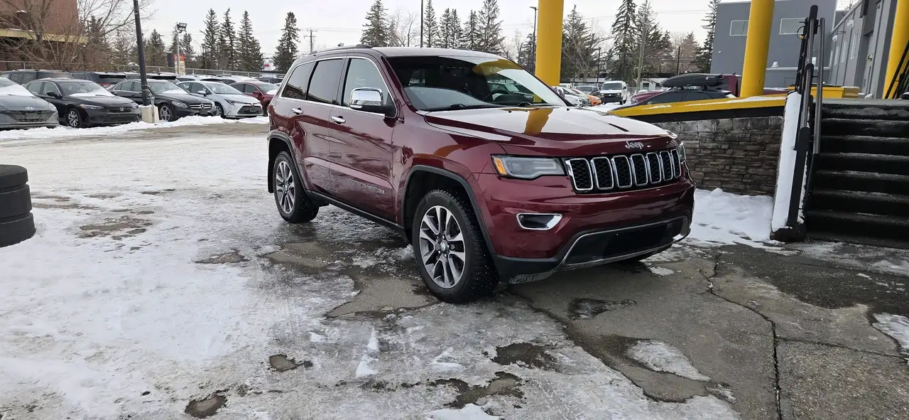 Jeep Grand Cherokee снимка Jeep Grand Cherokee