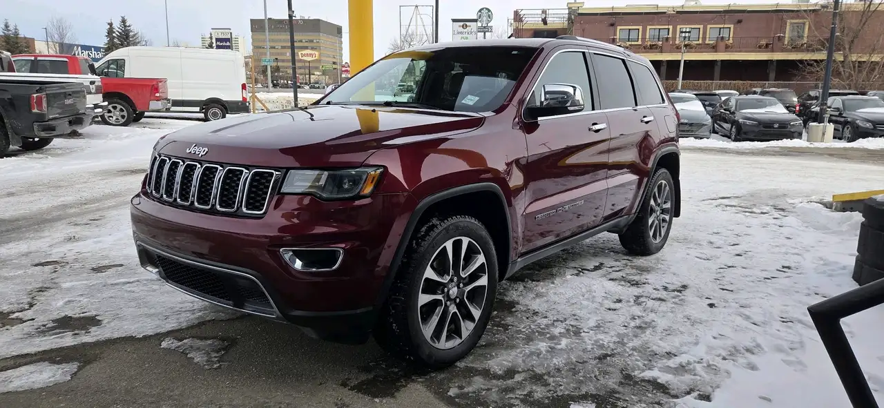 Jeep Grand Cherokee снимка Jeep Grand Cherokee