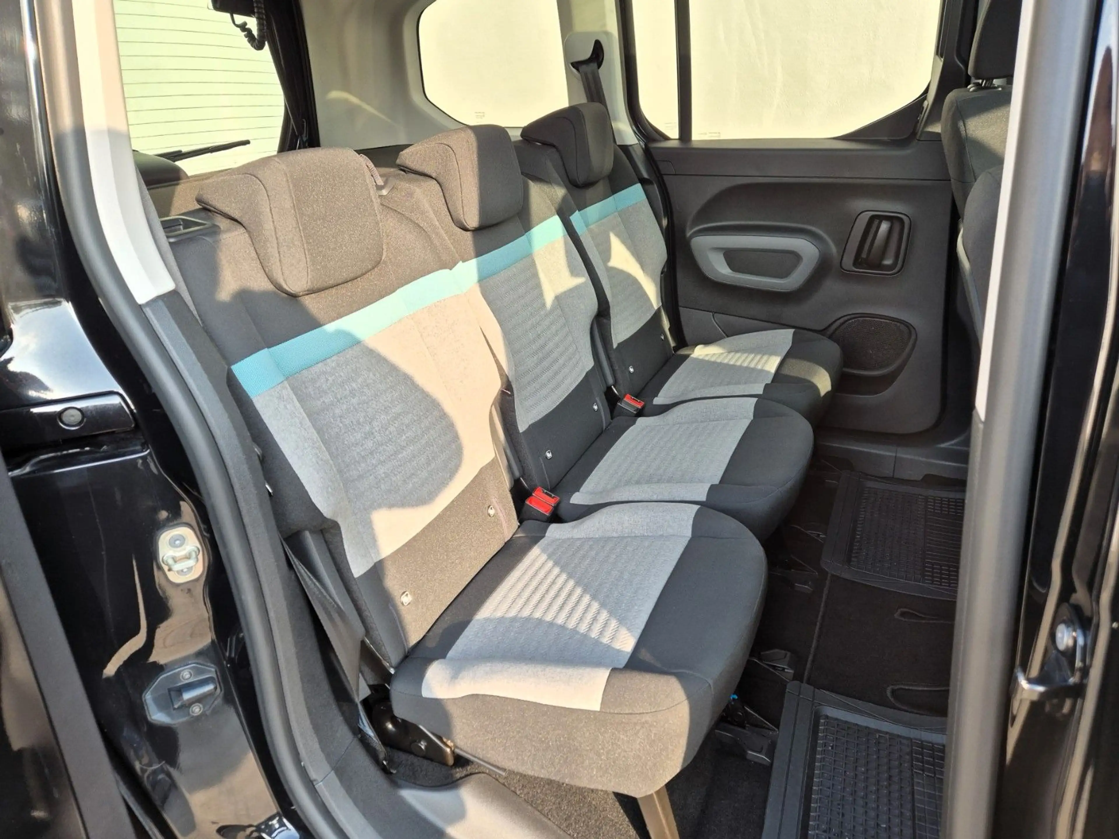 Citroen Berlingo Shine M ||AHK|Panorama|SHG|| — photo 12