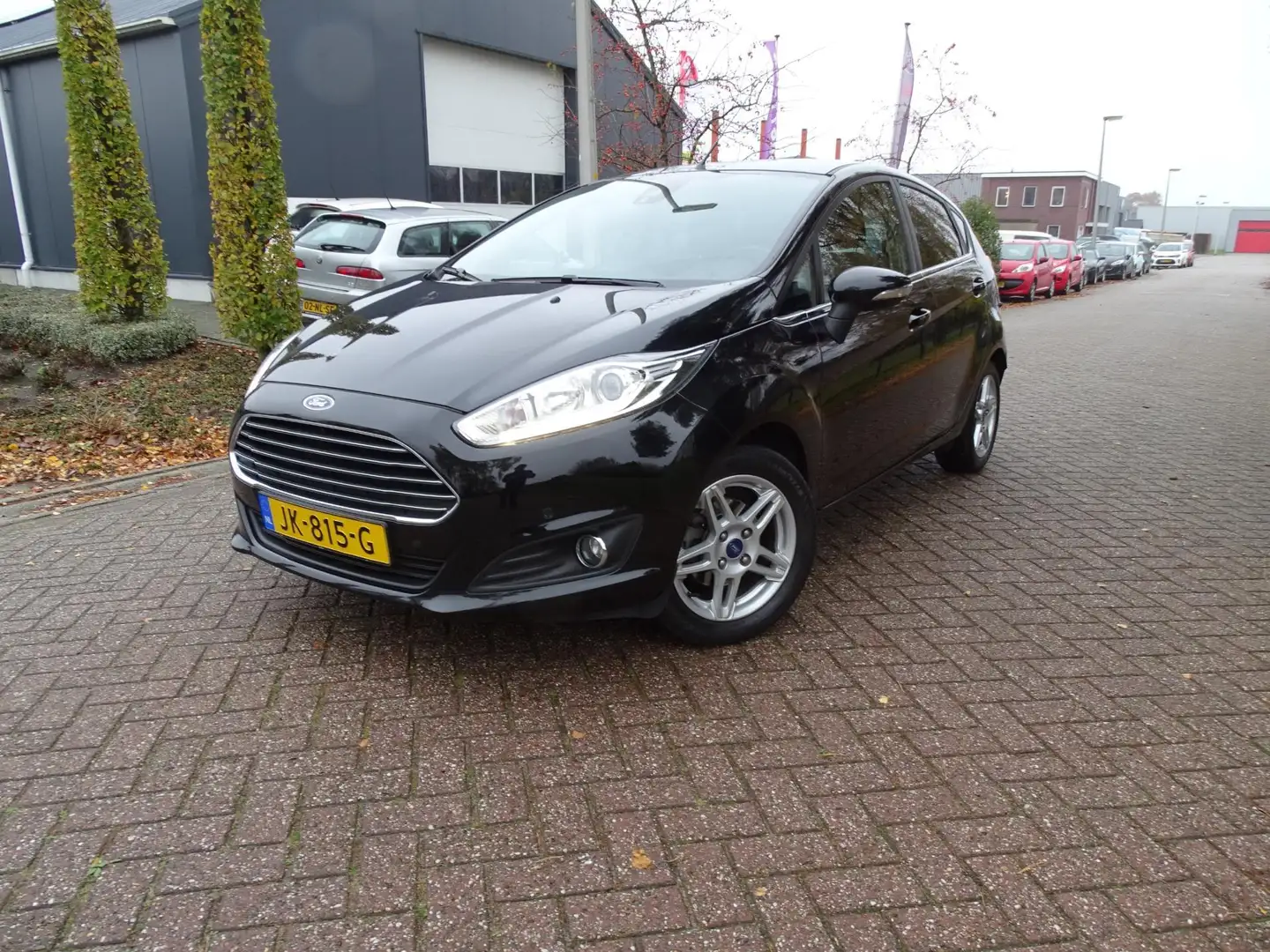 Ford Fiesta 1.0 EcoBoost Titanium X AUTOMAAT Noir - 2