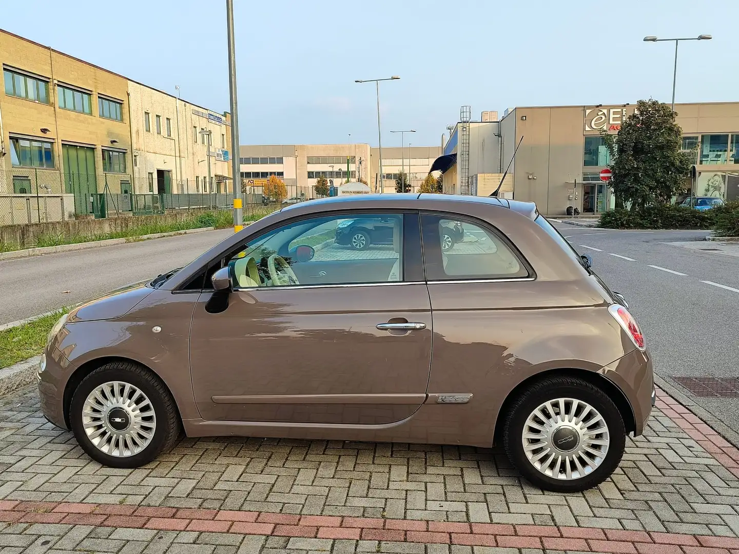 Fiat 500 500 III1.2 Lounge 69cv - NUOVA CINGHIA E FRENI Brun - 2