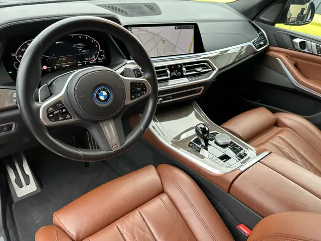 BMW X5 view 9
