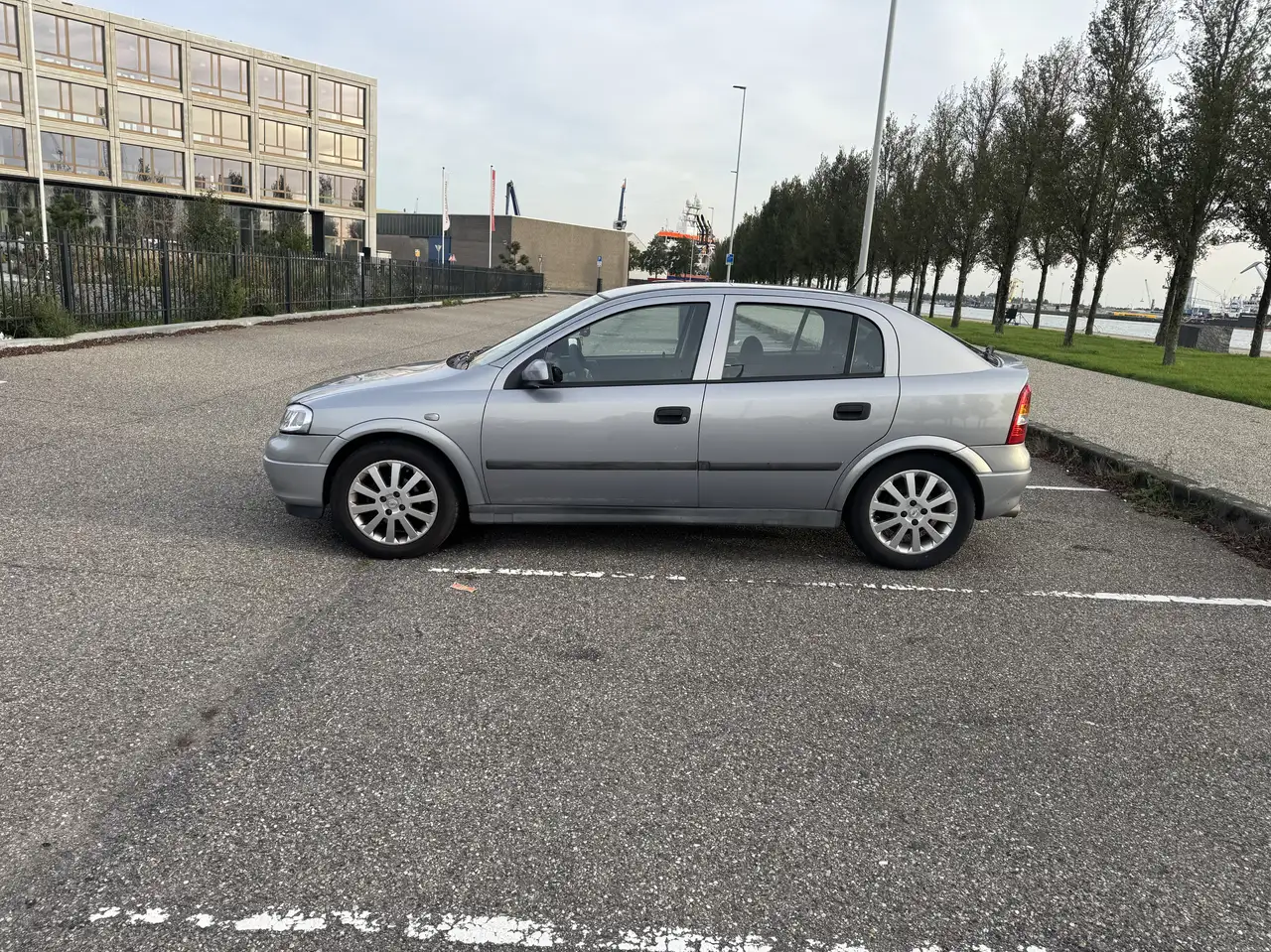 Opel Astra 1.6 Pearl, foto 4