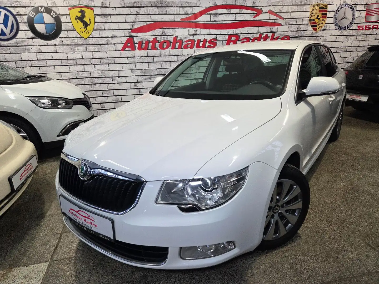 Skoda Superb Family *Tüv & Service NEU* Blanc - 1