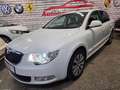 Skoda Superb Family *Tüv & Service NEU* Weiß - thumbnail 3